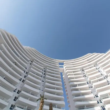 Global Properties, Bonito Con Terraza En Gran Canet Lägenhet