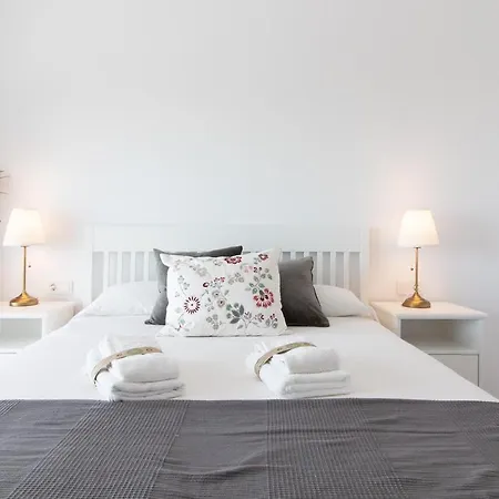 Global Properties, Bonito Con Terraza En Gran Canet Apartman *